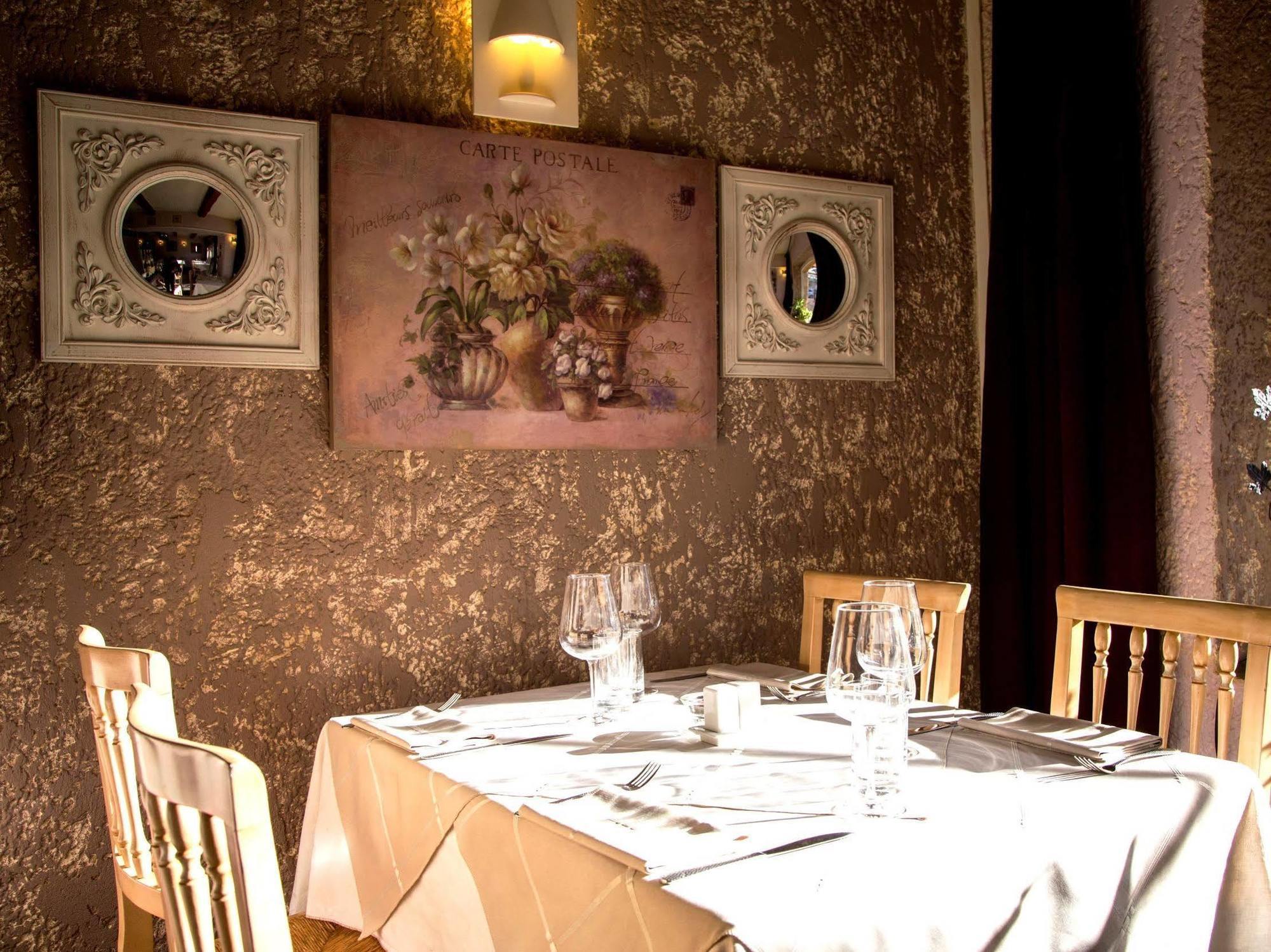Logis Hotel Restaurant La Farigoule Sainte-Cécile-les-Vignes Dış mekan fotoğraf